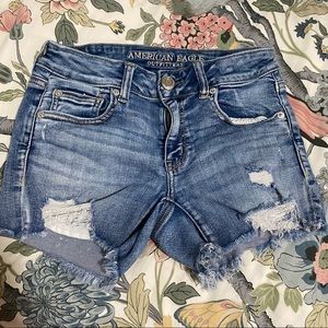 AE midi short